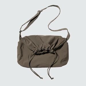 Uniqlo U Olive Green Drawstring Shoulder Bag